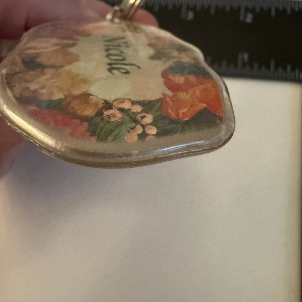 Nicole Name Keychain Floral Print Vintage Meaning Victory‎ Of The People